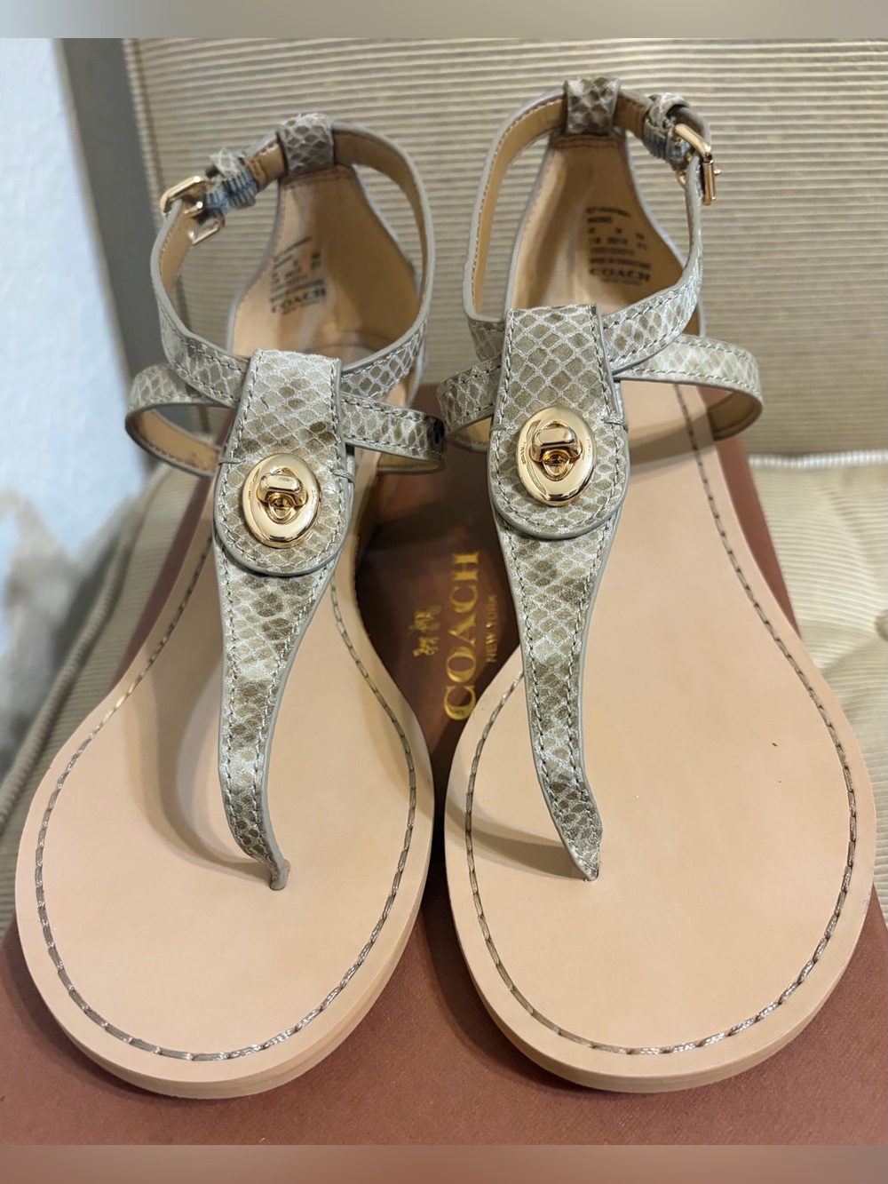 NWT COACH Ingrid Leather Natural Snake Print Thong Wedge Sandals - Size 8